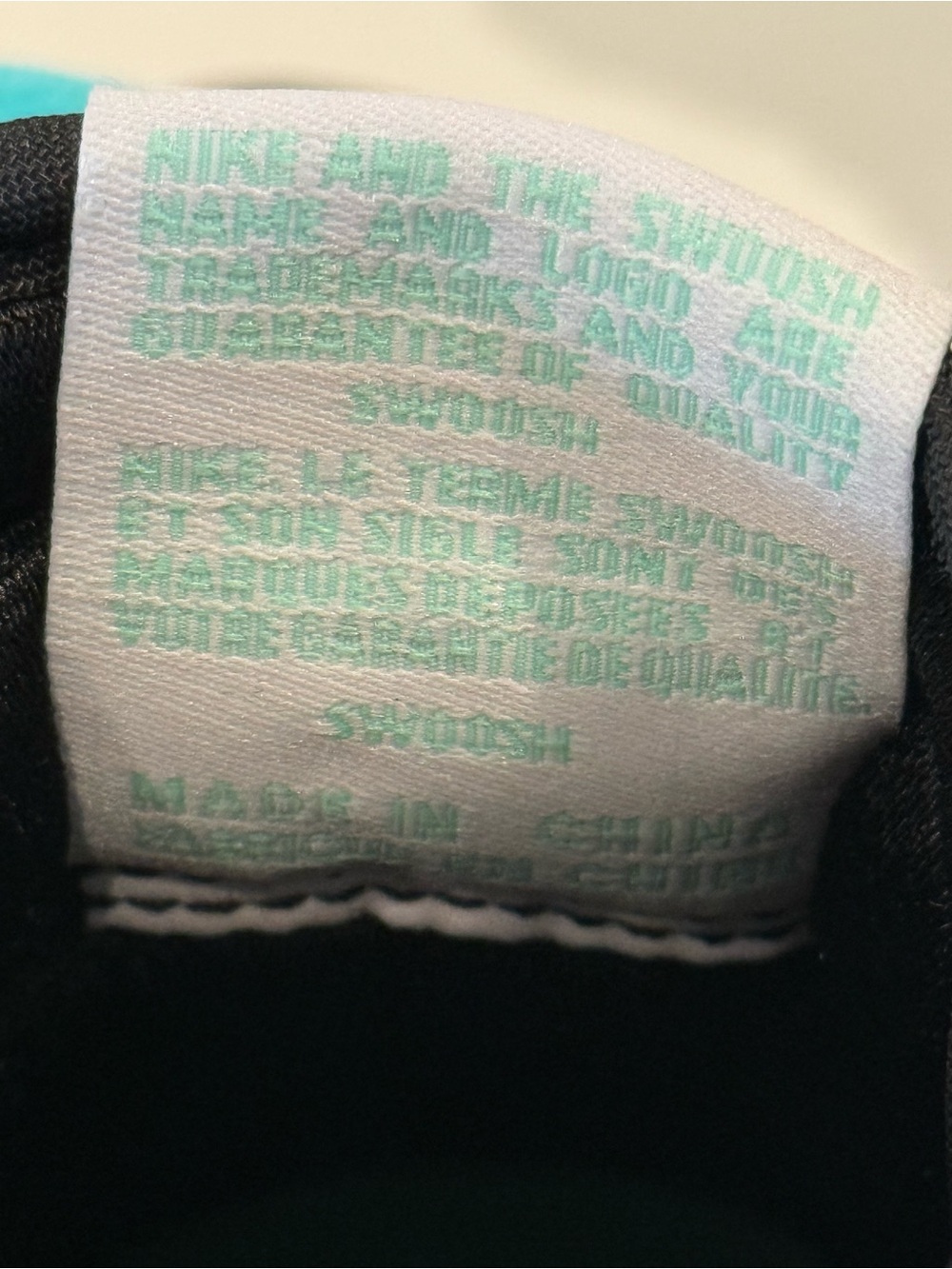 Nike Kids Air Jordan 1 Retro Green Glow sneakers - Picture 6 of 9